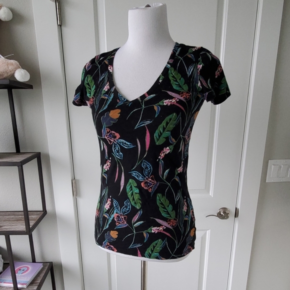 SALE! a new day Tropical Tee - Picture 4 of 5